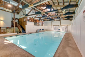 4 Mi to Stowe Mountain Resort Studio with Balcony